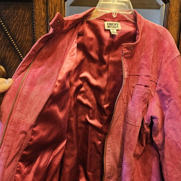 Pink suede jacket - Picture 3 of 5